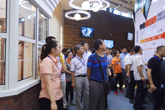 國(guó)家標(biāo)準(zhǔn)GB/T 8478《鋁合金門(mén)窗》審查會(huì)在佛山順利召開(kāi)(圖13)